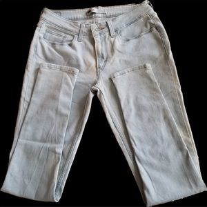 Levi’s Fitted Stretchable light Ash Jeggings 30x30